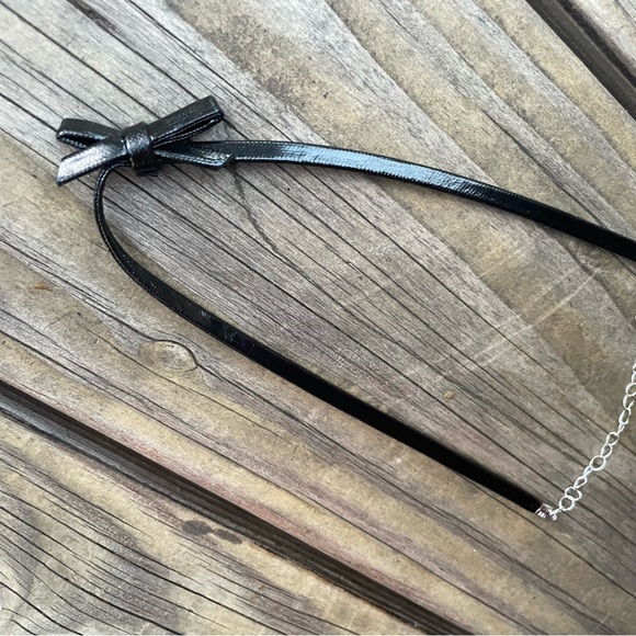 NEW BOW CHOKER NECKLACE - Picture 2 of 7